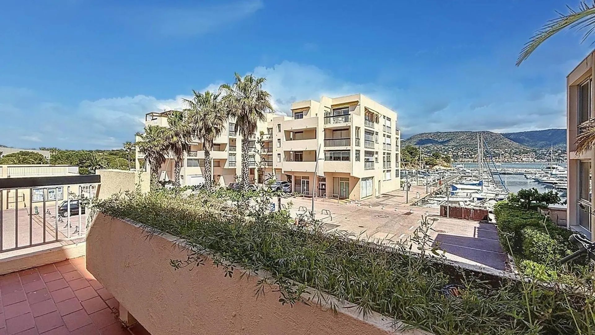 Studio Climatise Avec Grande Terrasse A Bormes - Fr-1-610-109 شقة بورم لي ميموزا